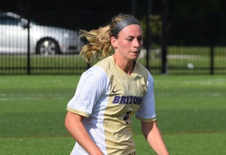 Women's Soccer drops result at home